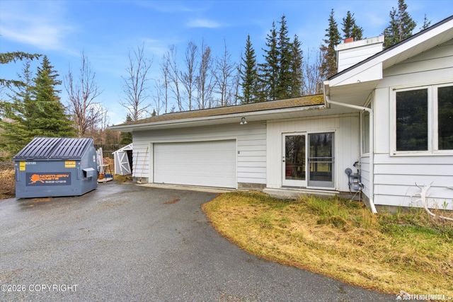 11901 Hillside Drive, Anchorage, AK 99507