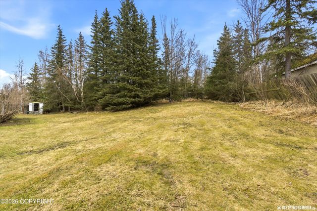 11901 Hillside Drive, Anchorage, AK 99507