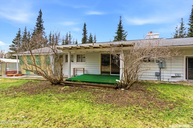 11901 Hillside Drive, Anchorage, AK 99507