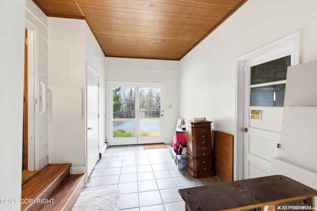 11901 Hillside Drive, Anchorage, AK 99507