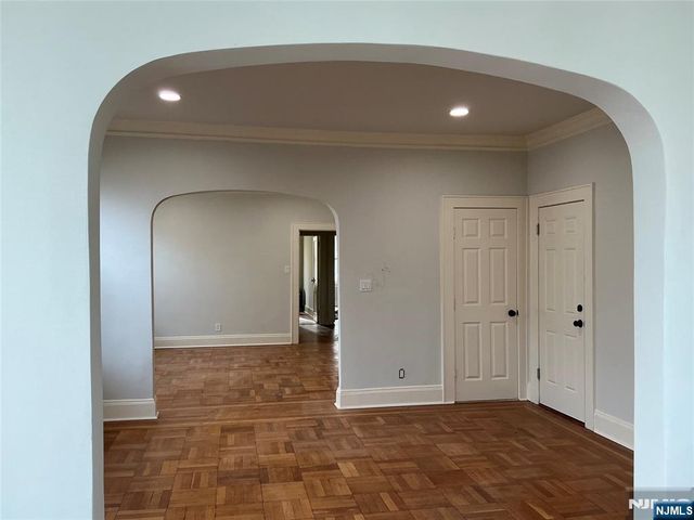 176 Weequahic Avenue 1, Newark, NJ 07112