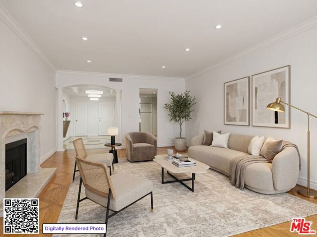 1210 N Kings Road 203, West Hollywood, CA 90069