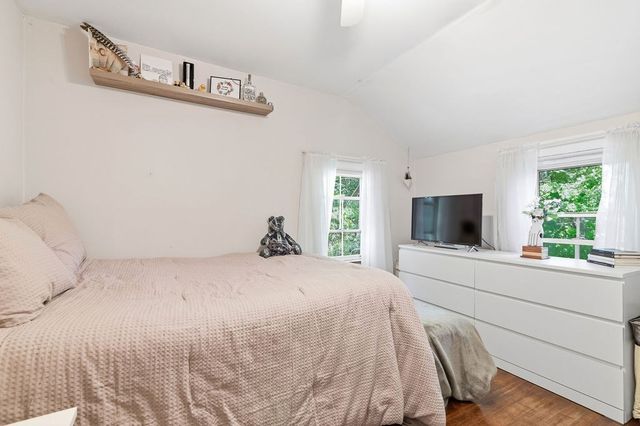 15 Samoset Street, Weymouth, MA 02190