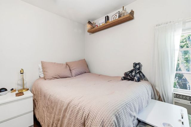 15 Samoset Street, Weymouth, MA 02190