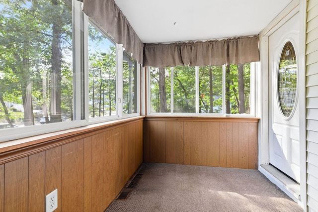15 Samoset Street, Weymouth, MA 02190