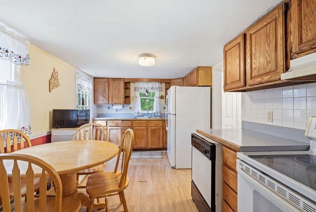 15 Samoset Street, Weymouth, MA 02190