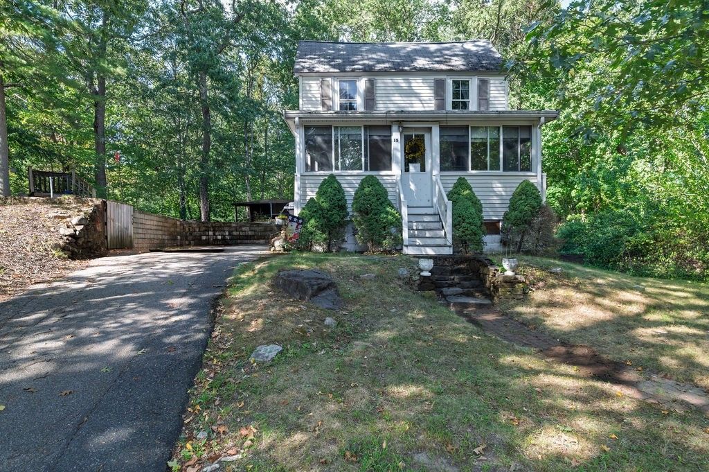 15 Samoset Street, Weymouth, MA 02190
