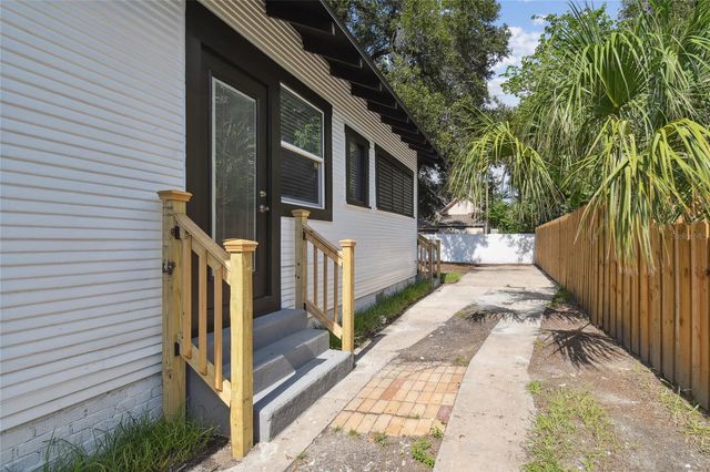 3513 N 9TH STREET, Tampa, FL 33605