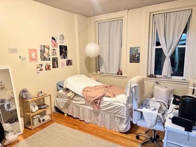 50 Chester Street 6, Boston, MA 02134