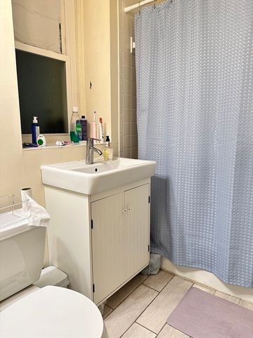 50 Chester Street 6, Boston, MA 02134