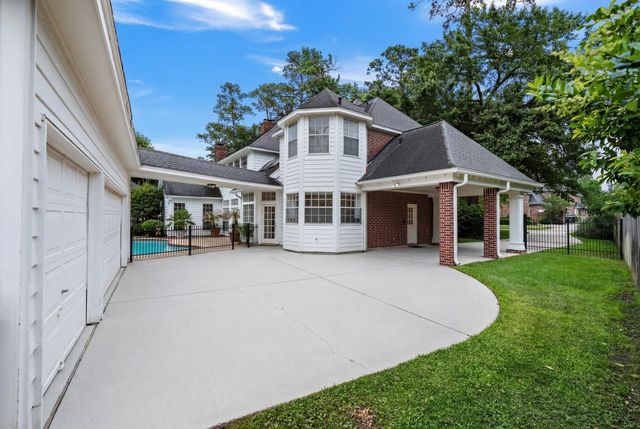 5230 Norborne Lane, Houston, TX 77069