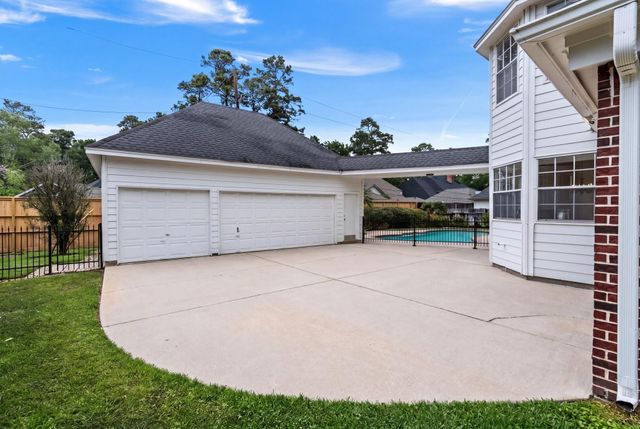 5230 Norborne Lane, Houston, TX 77069