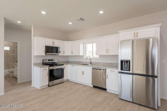 1782 Calle Arabe, Rio Rico, AZ 85648