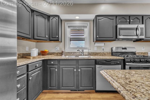 10146 Marshall Road, Green Oak Township, MI 48178