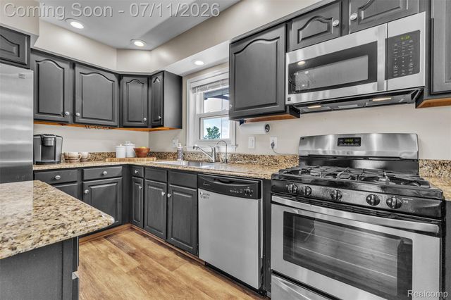 10146 Marshall Road, Green Oak Township, MI 48178