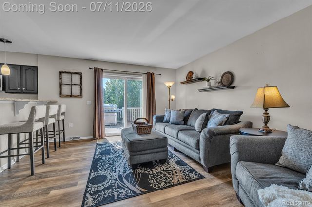 10146 Marshall Road, Green Oak Township, MI 48178