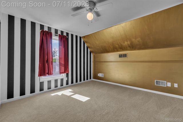 10146 Marshall Road, Green Oak Township, MI 48178
