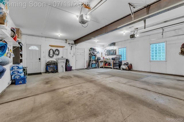 10146 Marshall Road, Green Oak Township, MI 48178