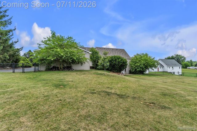 10146 Marshall Road, Green Oak Township, MI 48178