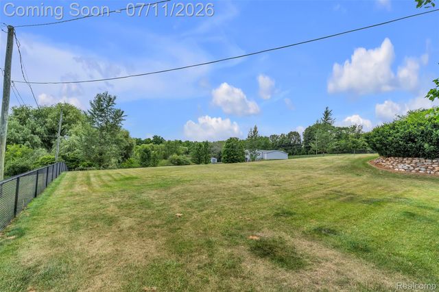 10146 Marshall Road, Green Oak Township, MI 48178