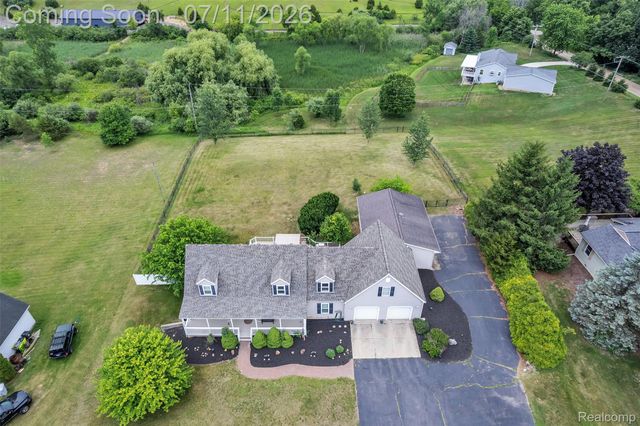 10146 Marshall Road, Green Oak Township, MI 48178