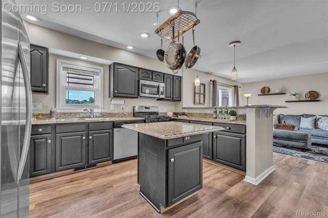 10146 Marshall Road, Green Oak Township, MI 48178