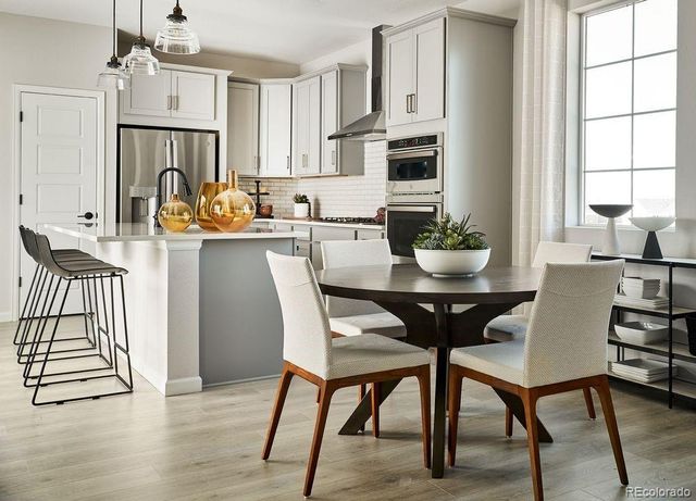 3285 N Coolidge Way, Aurora, CO 80019