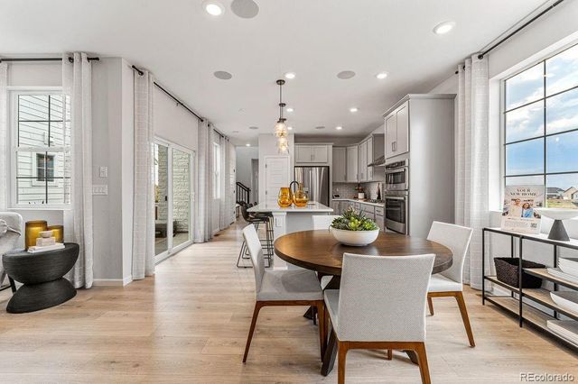 3285 N Coolidge Way, Aurora, CO 80019