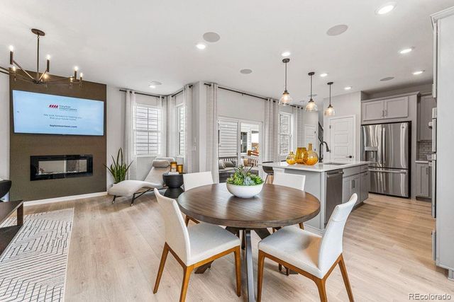 3285 N Coolidge Way, Aurora, CO 80019