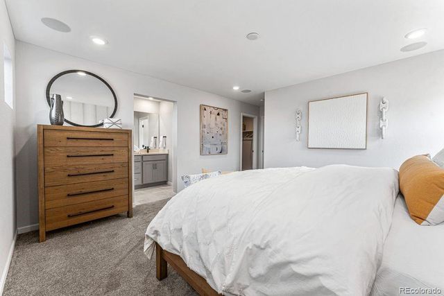 3285 N Coolidge Way, Aurora, CO 80019