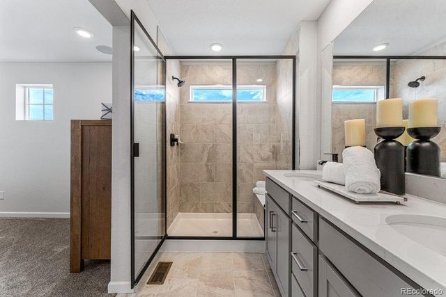 3285 N Coolidge Way, Aurora, CO 80019