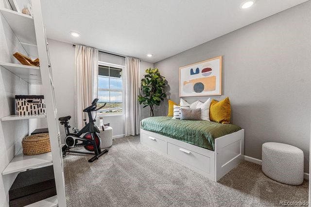 3285 N Coolidge Way, Aurora, CO 80019