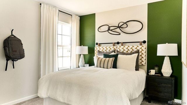 3285 N Coolidge Way, Aurora, CO 80019