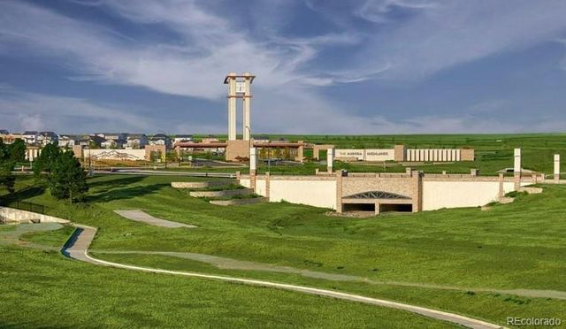 3285 N Coolidge Way, Aurora, CO 80019