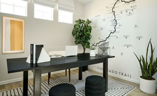 3285 N Coolidge Way, Aurora, CO 80019