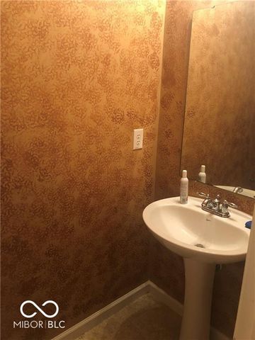 13325 White Granite Drive 300, Fishers, IN 46038