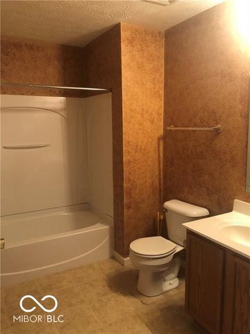 13325 White Granite Drive 300, Fishers, IN 46038