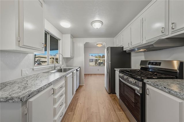 1025 Martin 41, Lakeport, CA 95453