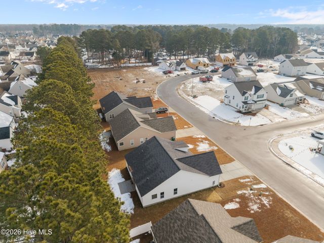 2209 Rhinestone Drive, Winterville, NC 28590