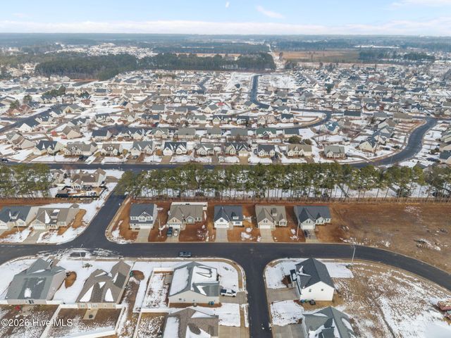 2209 Rhinestone Drive, Winterville, NC 28590