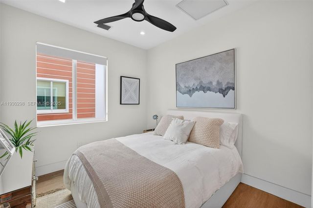 606 NE 8th Ave, Fort Lauderdale, FL 33304