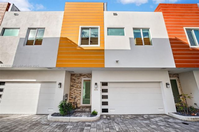 606 NE 8th Ave, Fort Lauderdale, FL 33304