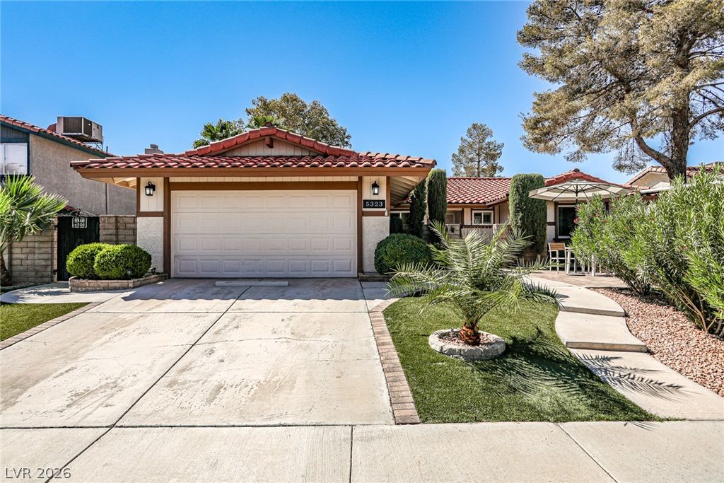 5323 Holbrook Drive, Las Vegas, NV 89103 — exterior