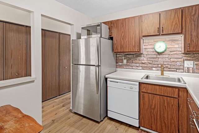 1871 Silver Bell Road 309, Eagan, MN 55122
