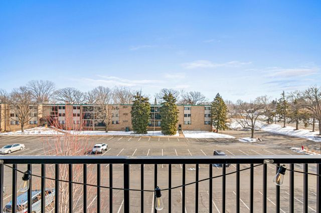 1871 Silver Bell Road 309, Eagan, MN 55122