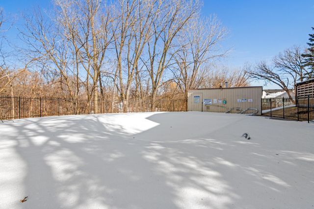1871 Silver Bell Road 309, Eagan, MN 55122