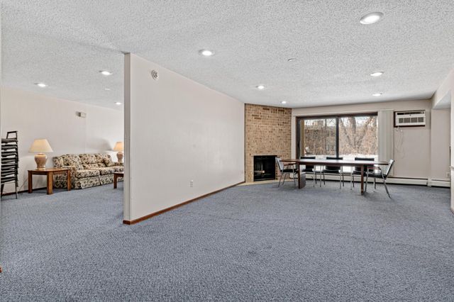 1871 Silver Bell Road 309, Eagan, MN 55122