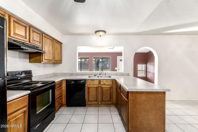 577 W MAGDALENA Drive, Tempe, AZ 85283