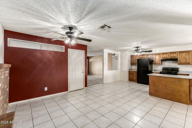 577 W MAGDALENA Drive, Tempe, AZ 85283