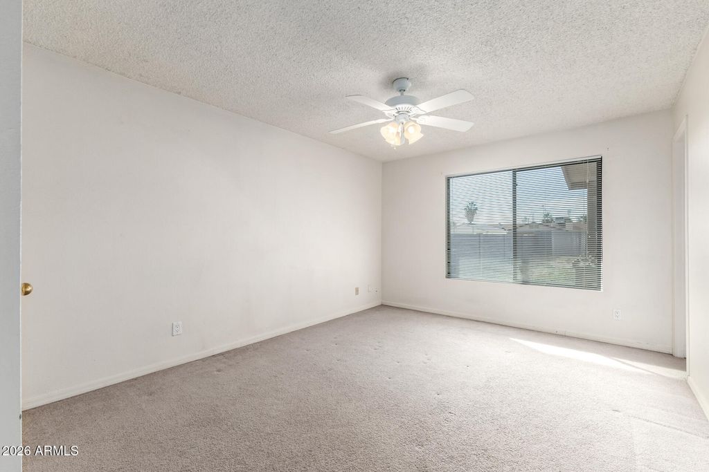 Image 14 of property listing at 577 W MAGDALENA Drive, Tempe, AZ 85283